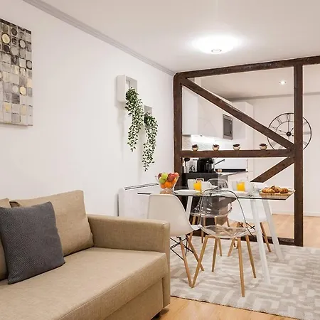 Apartamento In Alfama With Patio Lisboa
